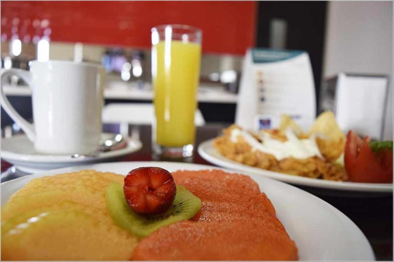 Sleep Inn Guadalajara Galerias Екстериор снимка
