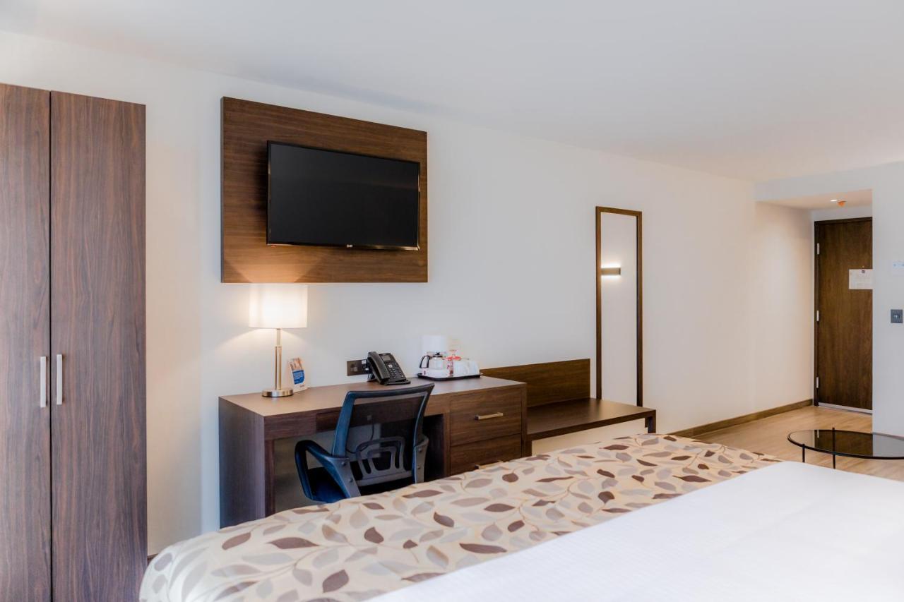 Sleep Inn Guadalajara Galerias Екстериор снимка