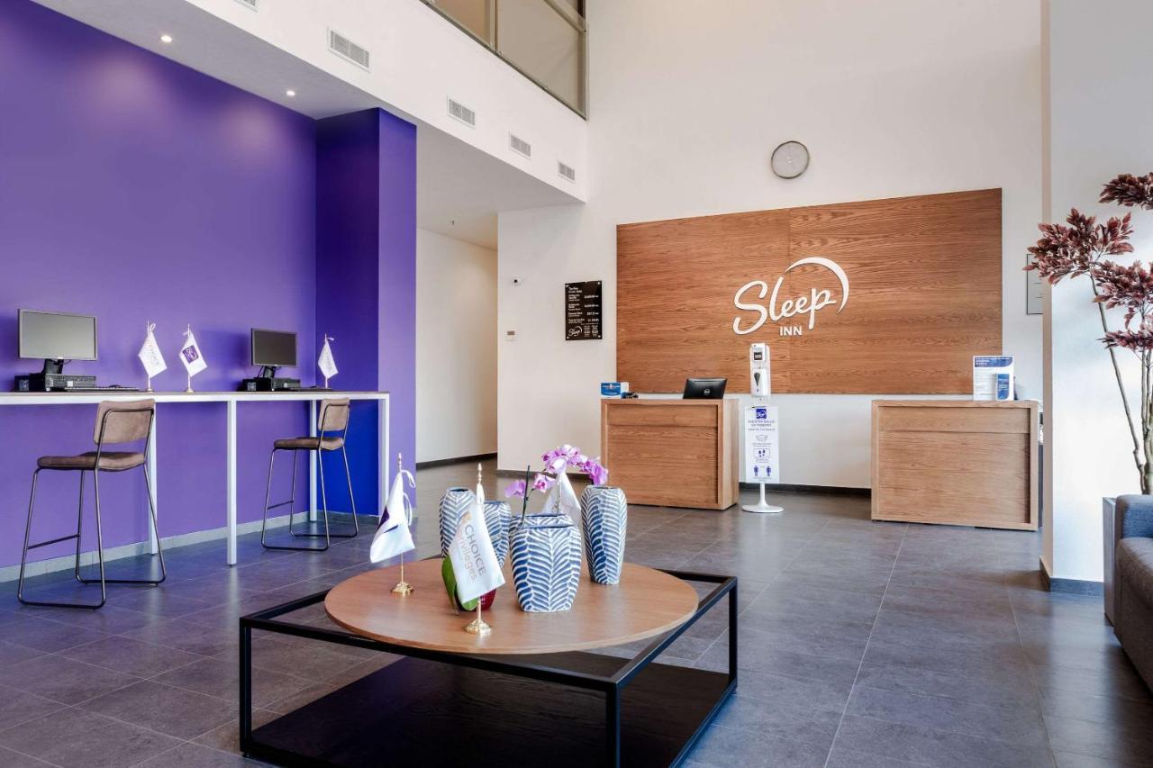 Sleep Inn Guadalajara Galerias Екстериор снимка
